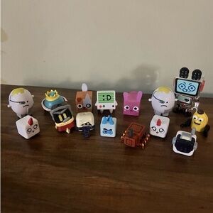 Robot and Character Playset with Vibrant Colors